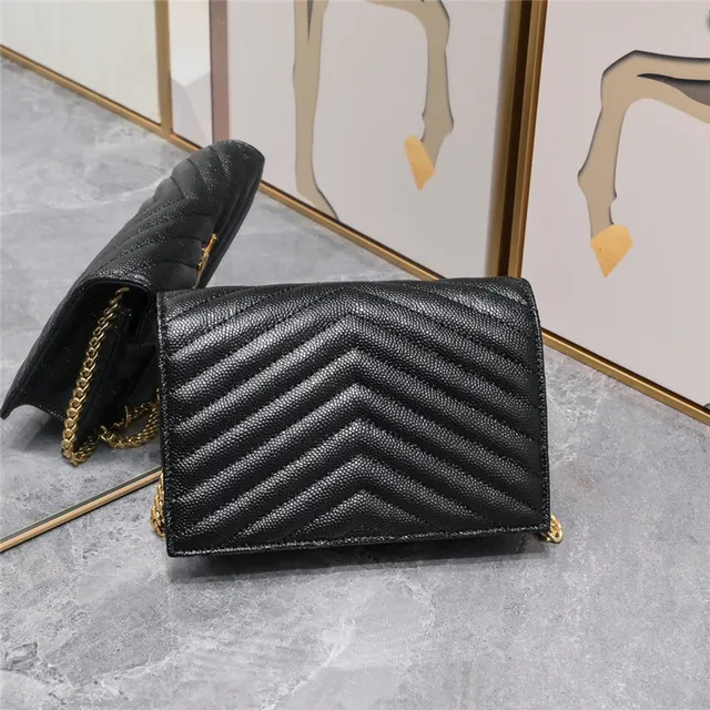Saint Laurent Loulou Sac beige matelassé à chaîne 8