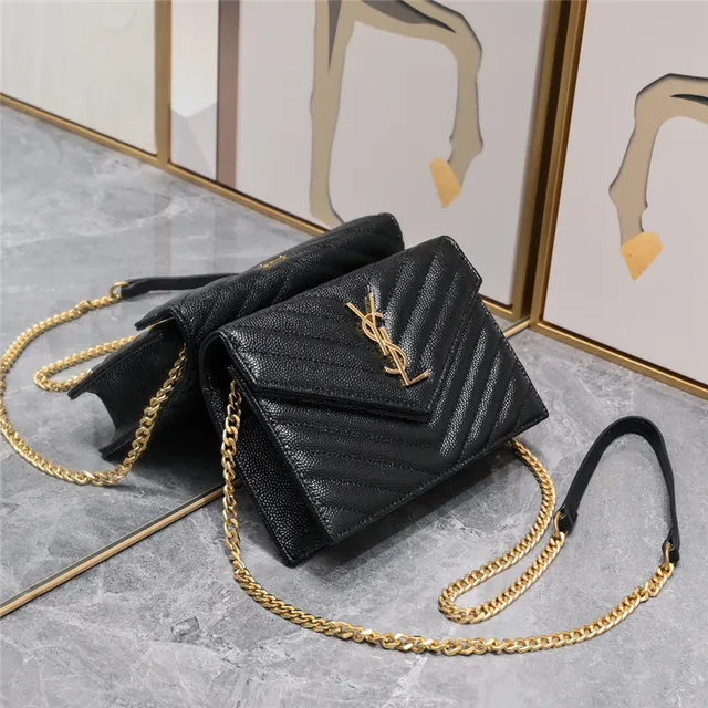 Saint Laurent Loulou Sac beige matelassé à chaîne 9