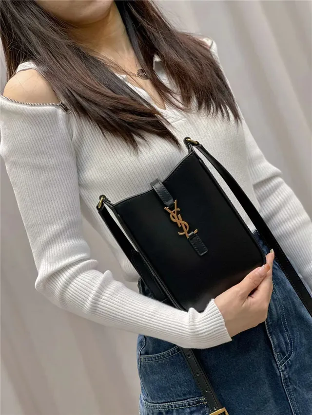 Saint Laurent White Gold Structured Leather YSL Monogram Messenger Bag 17