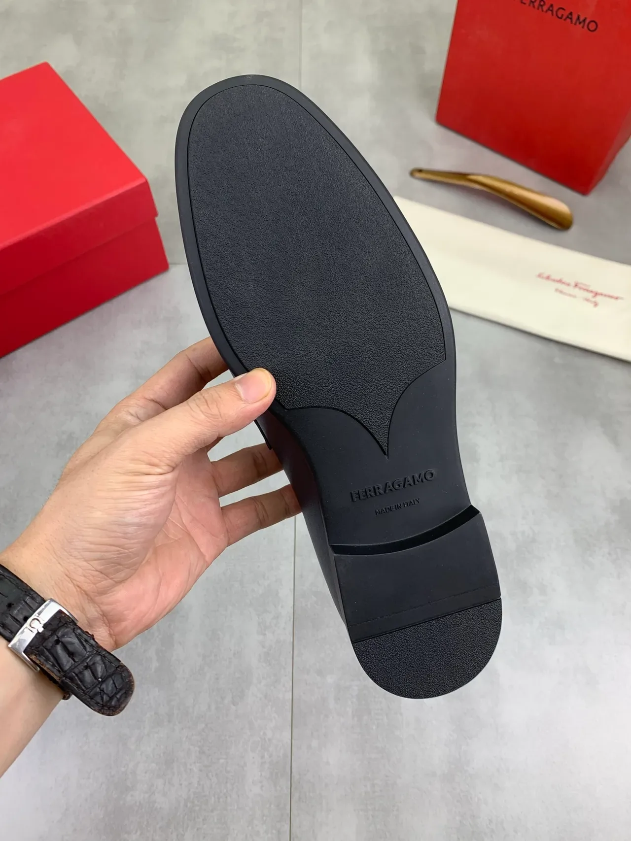 Salvatore Ferragamo Gancini Loafer أزرق بحري جلد لافر 4