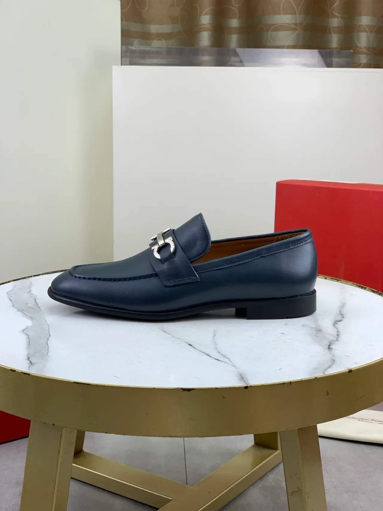 Salvatore Ferragamo Gancini Loafer أزرق بحري جلد لافر 6
