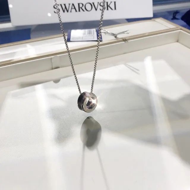 Swarovski Cylindrical Crystal Pendant Necklace 2