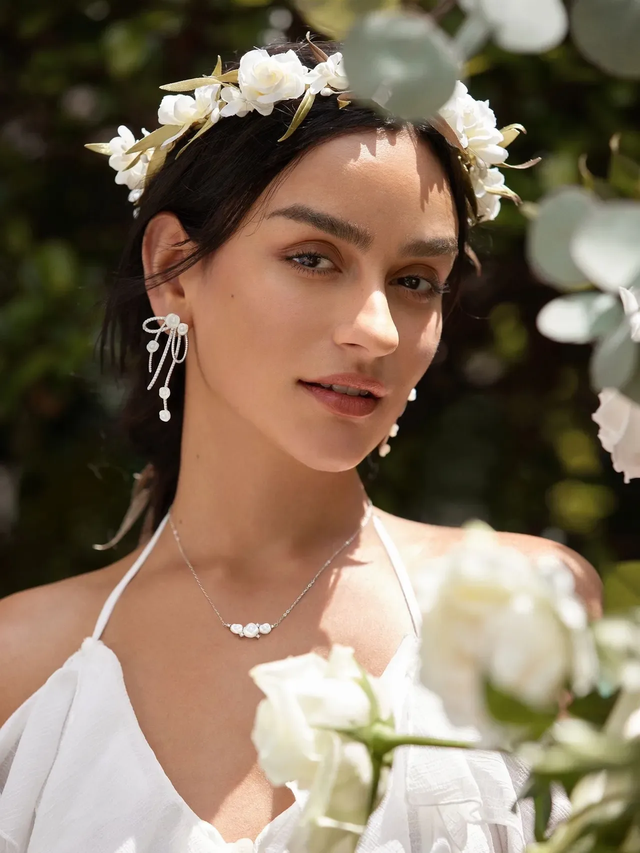 Tiffany & Co. أقراط بنقشة قوس Pavé-Set زهور منحوتة متعددة القطرات 2