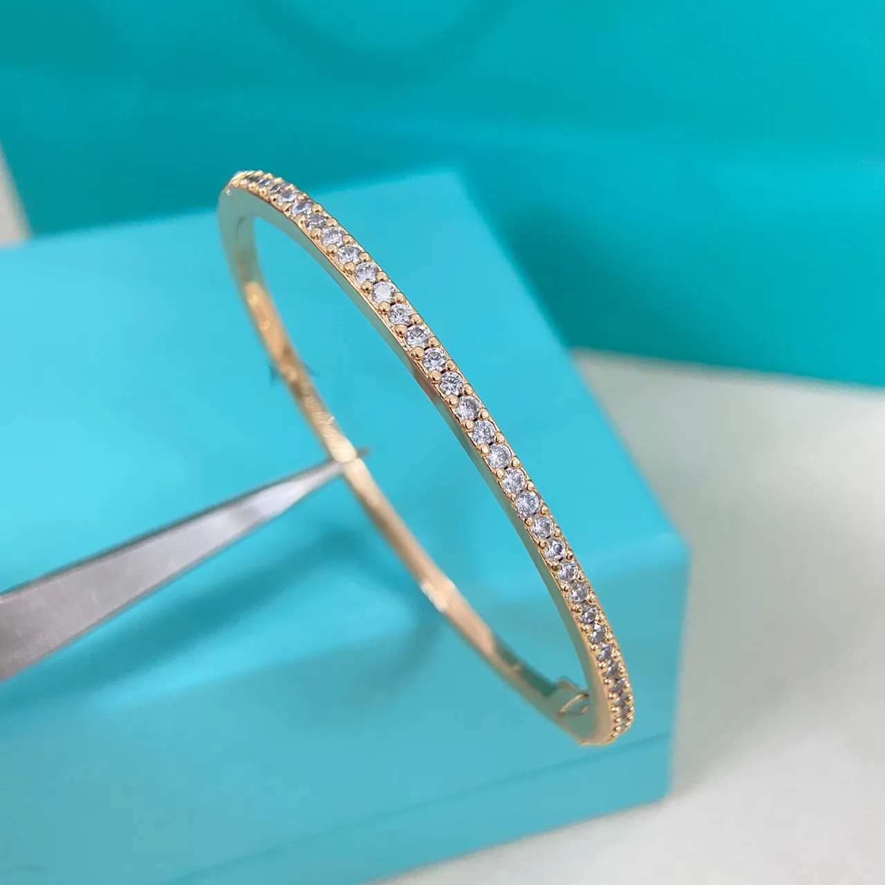 Tiffany & Co. 金银 三排 Pavé 铰链 手镯 6