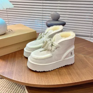 UGG 米色 白色 平台 底 羊毛内里 雪靴