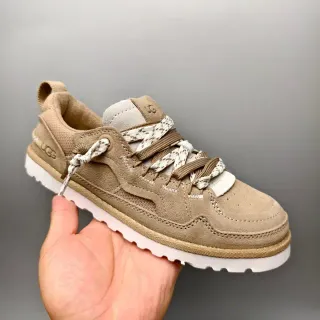 UGG 米色白色麂皮鞋面 绳带装饰 生活方式运动鞋