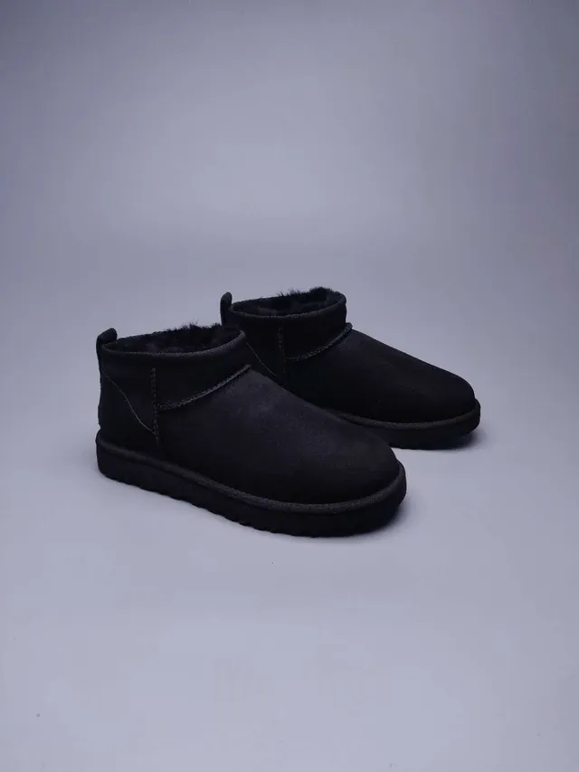 UGG Classic Mini Black Suede Shearling-Lined Snow Boots 9