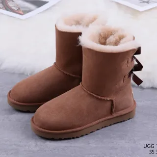 UGG Classic Mini Bow 栗色雪靴