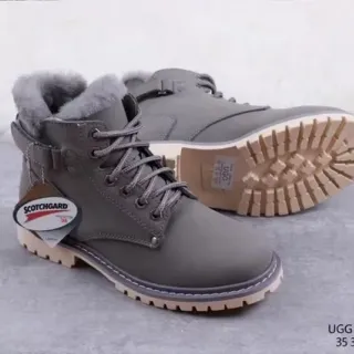 UGG ग्रे बेज लेस-अप शियरलिंग-लाइन्ड एंक्ल बूट