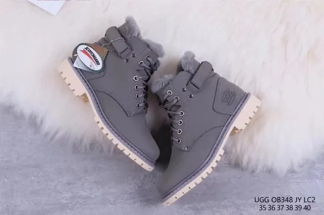 UGG 灰米色 系带 羊毛内里 踝靴 6