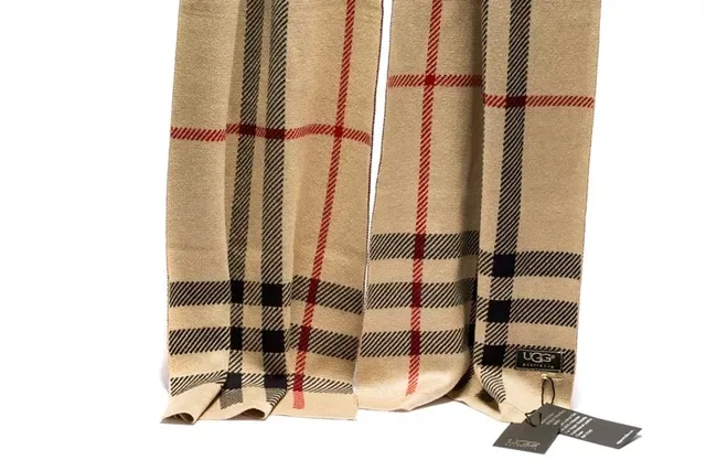 UGG 米色黑红格纹羊绒围巾 4