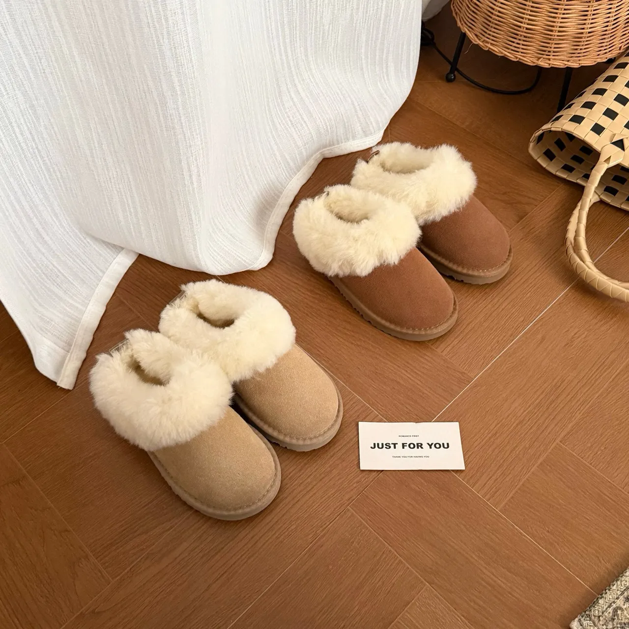UGG Tasman marron beige Shearling-Trimmed daim empiècement chaussures casual 3