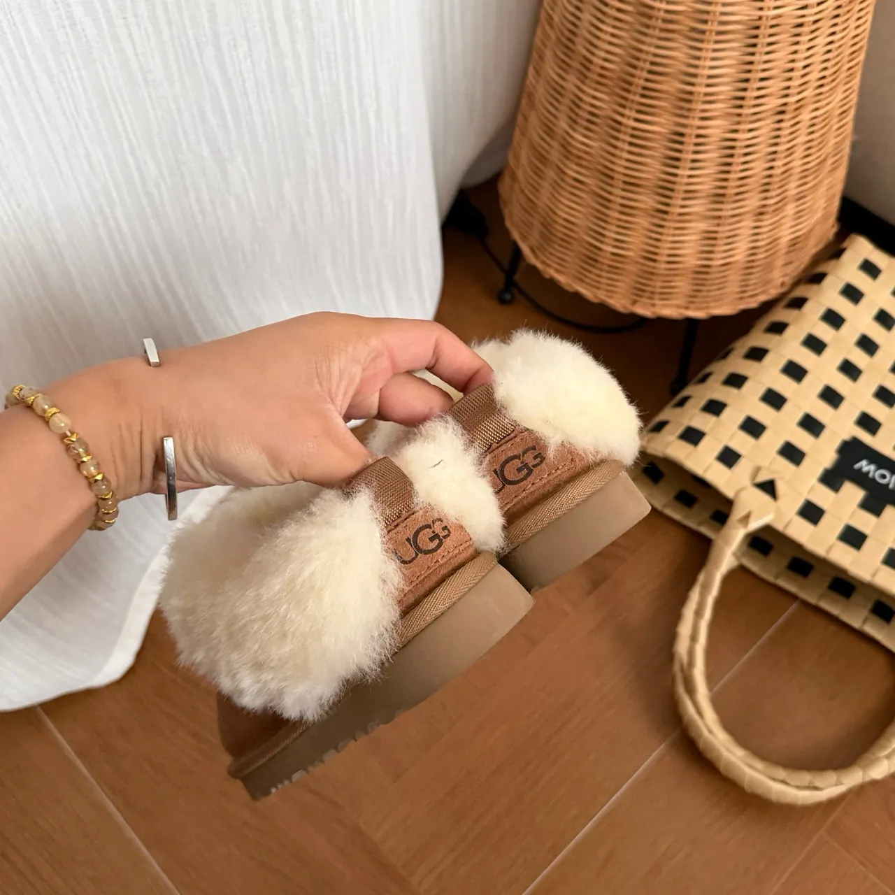 UGG Tasman marron beige Shearling-Trimmed daim empiècement chaussures casual 8
