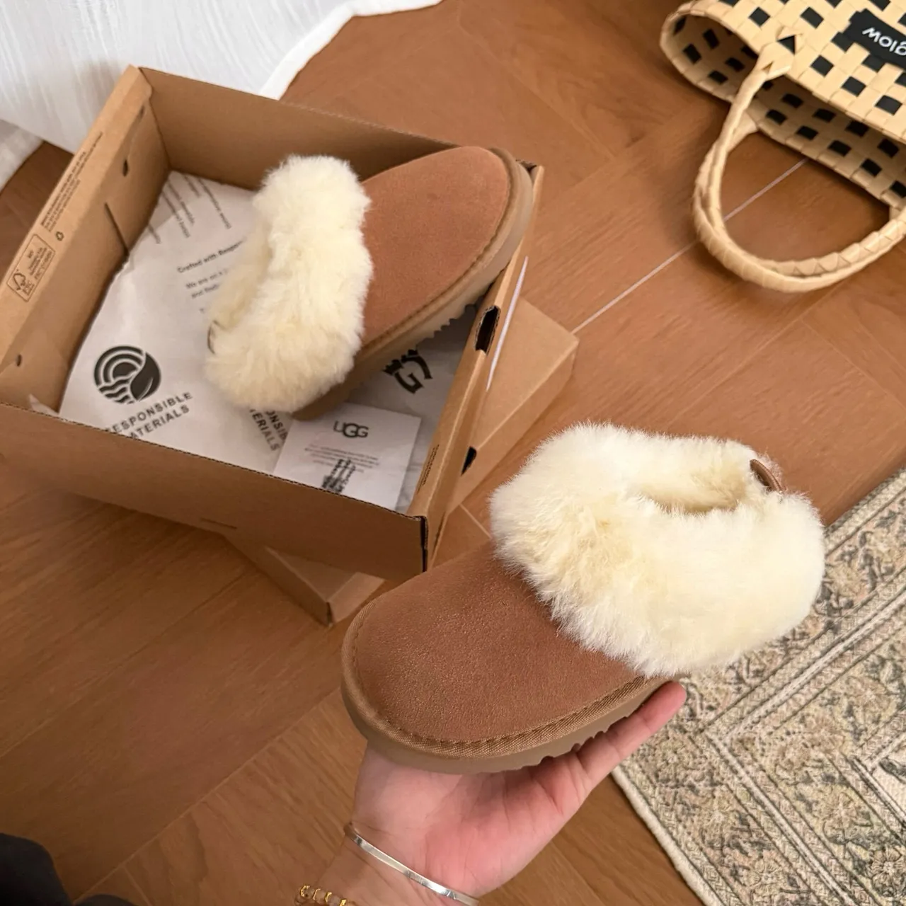 UGG Tasman marron beige Shearling-Trimmed daim empiècement chaussures casual 10