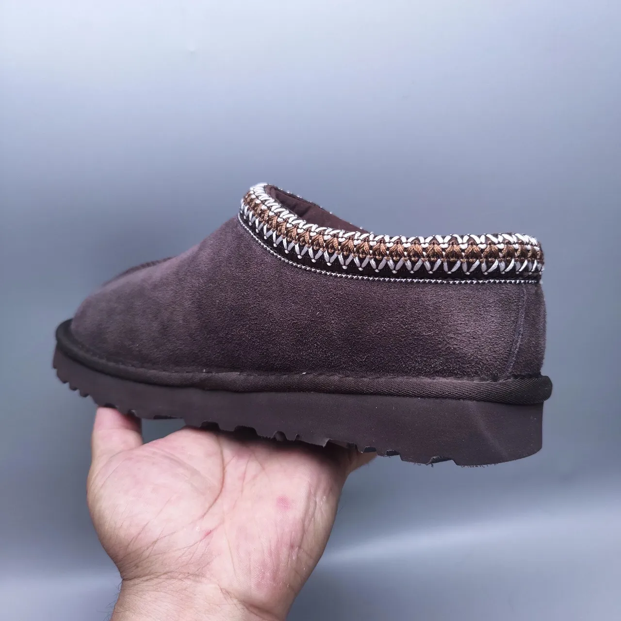 UGG Tasman 棕白 麂皮鞋面 编织边 领 休闲鞋 5