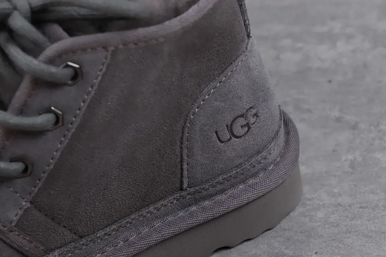 UGG Tasman চারকোল গ্রে সুয়েড শিয়ারলিং-লাইন্ড স্নো বুট 5