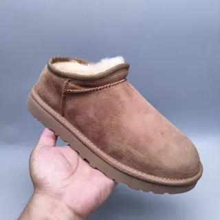 UGG Tasman 栗棕色羊毛皮内里雪靴
