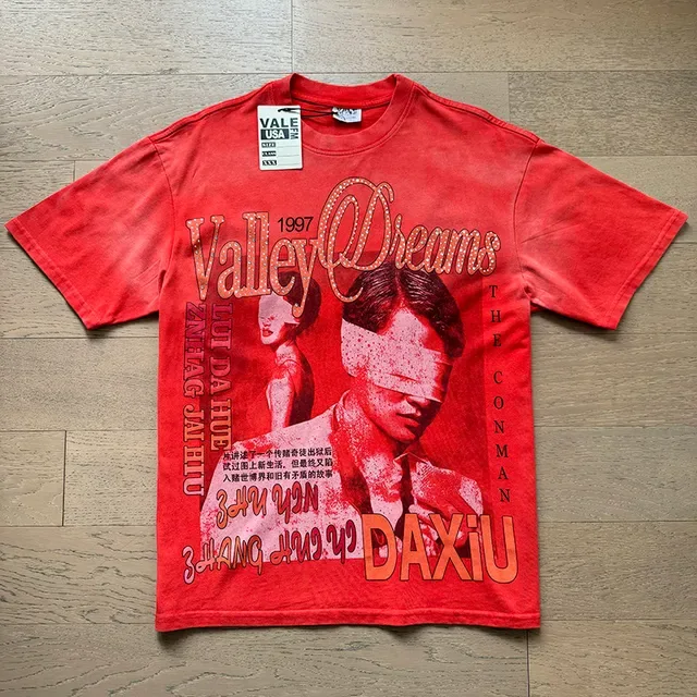 تي شيرت أحمر بطبعة جرافيك Vale Forever Valley Dreams 1997 3