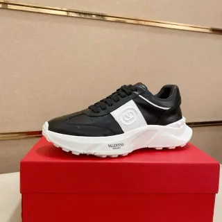 Valentino Preto Branco Couro Superior Sola Gruesa Esculpida Tênis Lifestyle