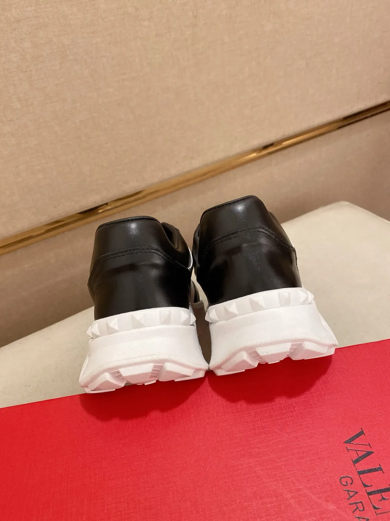 Valentino Black White Leather Upper Chunky Sculpted Sole Lifestyle Sneakers 8