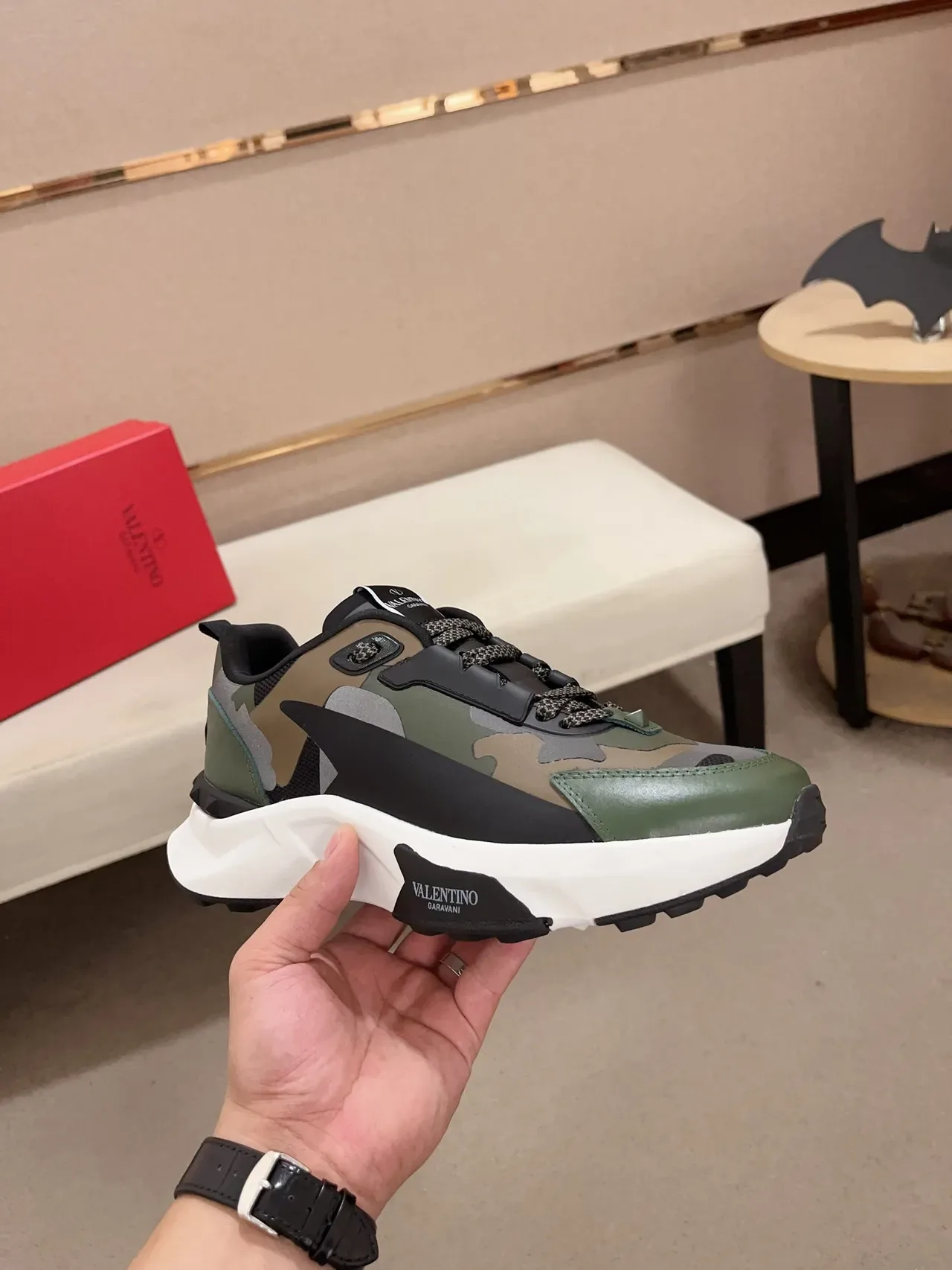 Valentino Garavani Camouflage et Noir Sneaker Lifestyle 4