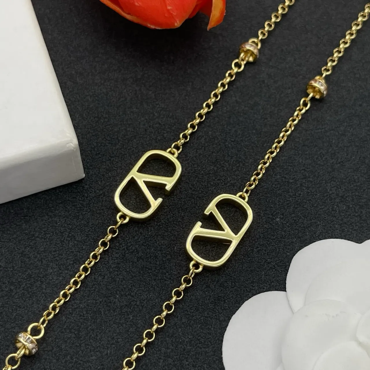 Valentino VLogo Collar Cadena de Oro y Plata Motivos Abiertos 6