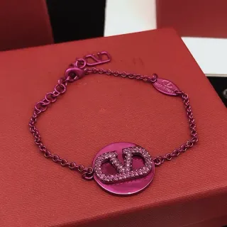 Valentino VLogo গোলাপি মেটাল চেইন Pavé ক্রিস্টাল ব্রেসলেট