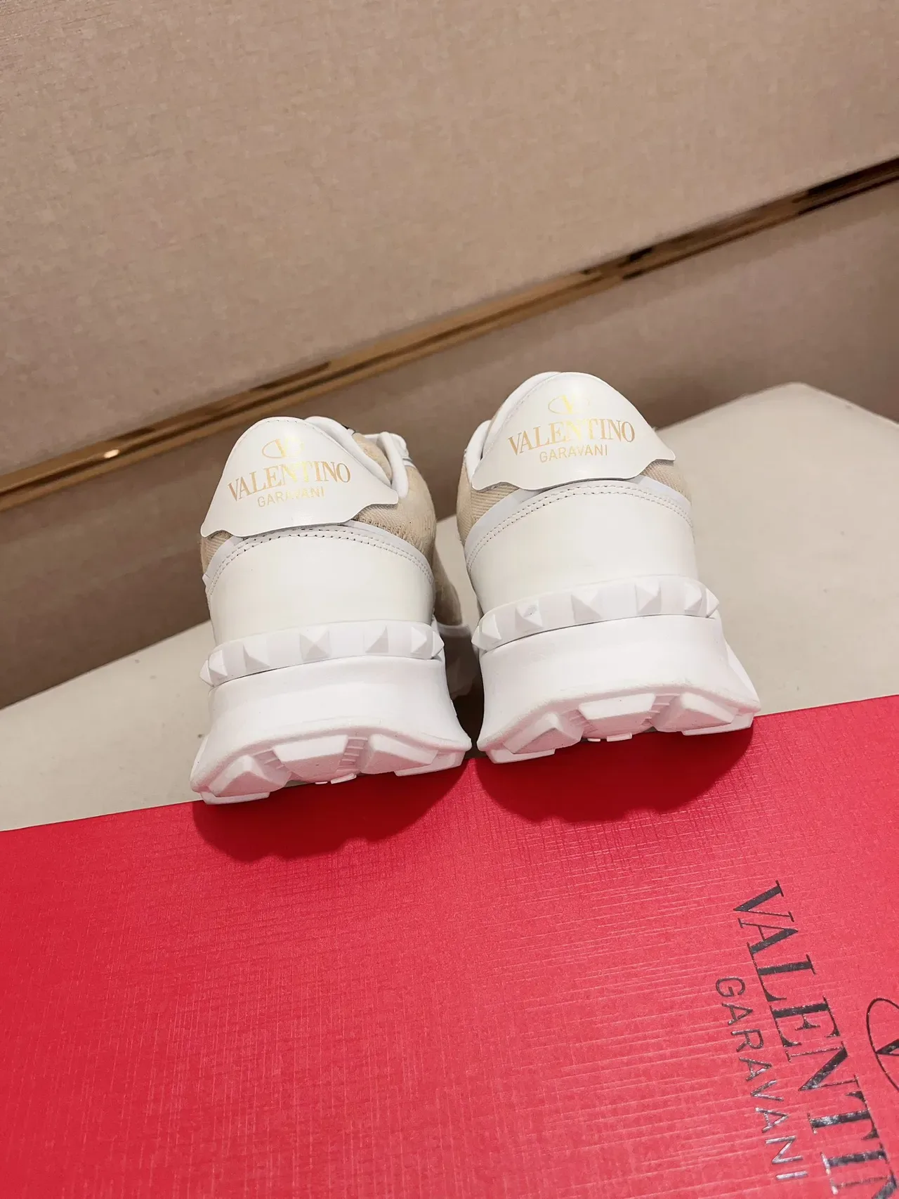 Valentino VLTN Runner Beige and White Lifestyle Sneakers 3