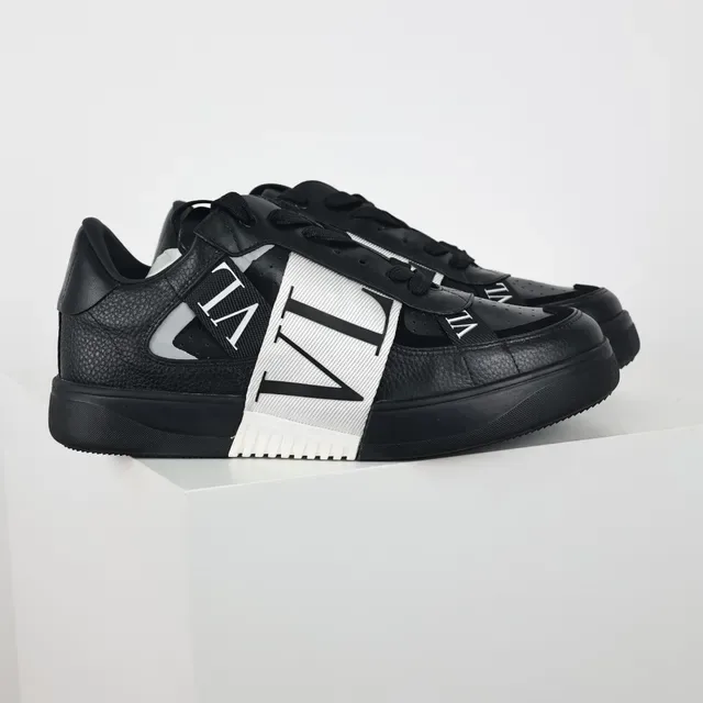 Valentino VLTN Sneaker Black and White Lifestyle Sneakers 3