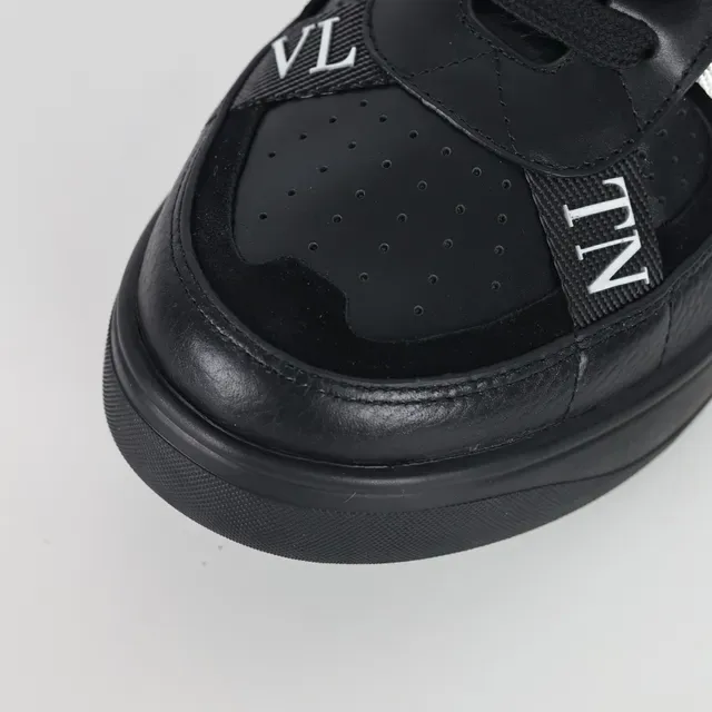Valentino VLTN Sneaker Black and White Lifestyle Sneakers 5