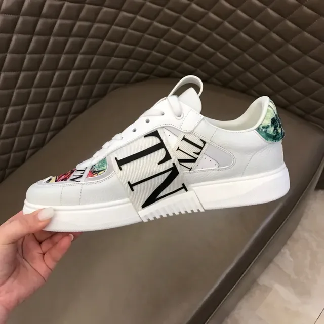 Valentino VLTN Sneakers Lifestyle Imprimé Floral Blanc 3