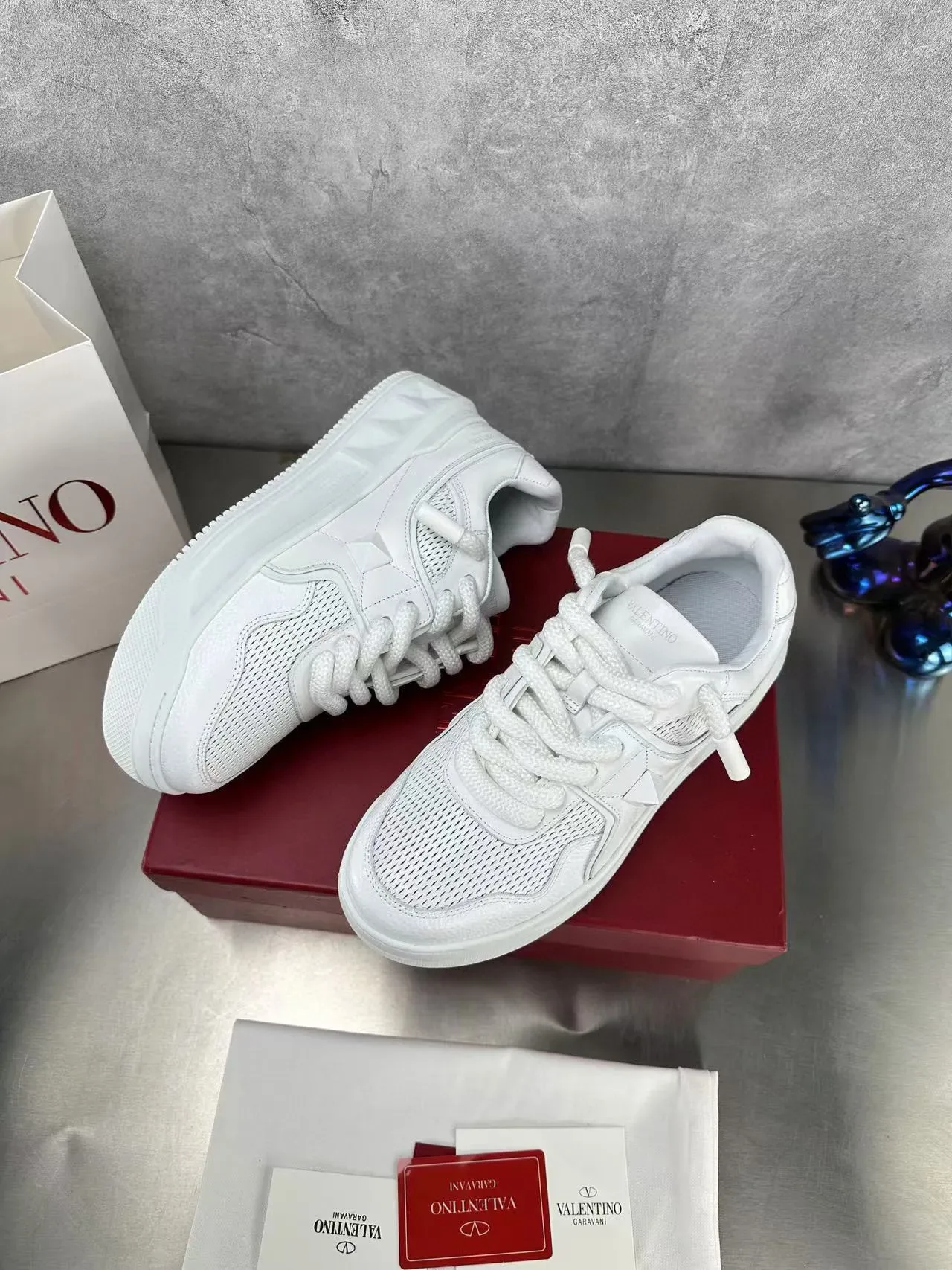 Valentino White Perforated Mesh Upper Quilted Leather Overlays Lifestyle Sneakers 4