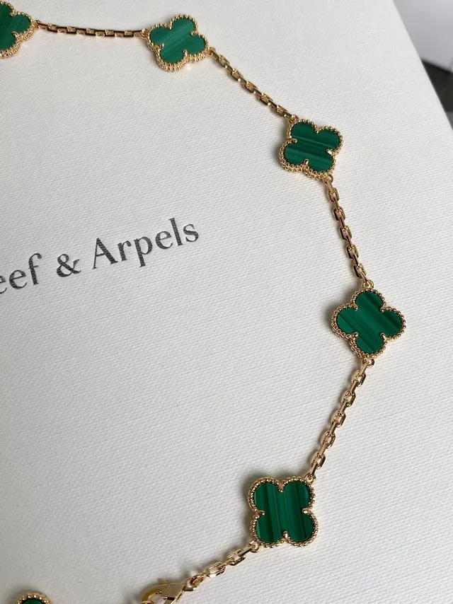 Van Cleef & Arpels Alhambra Dez Motivos Colar de Malachita 7