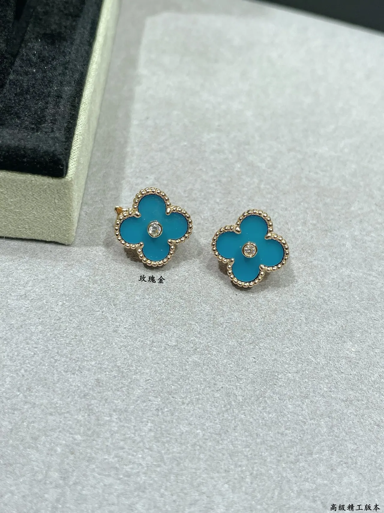 Van Cleef & Arpels Alhambra 绿松石珐琅和钻石玫瑰金耳环 3
