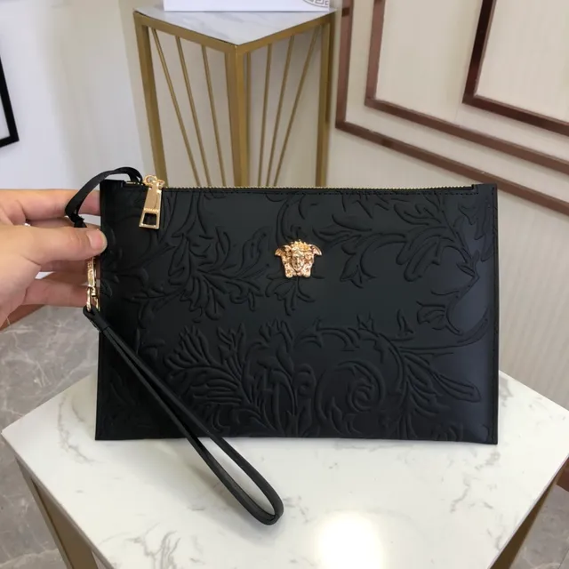 Versace Barocco relief Medusa pochette enveloppe noire 8