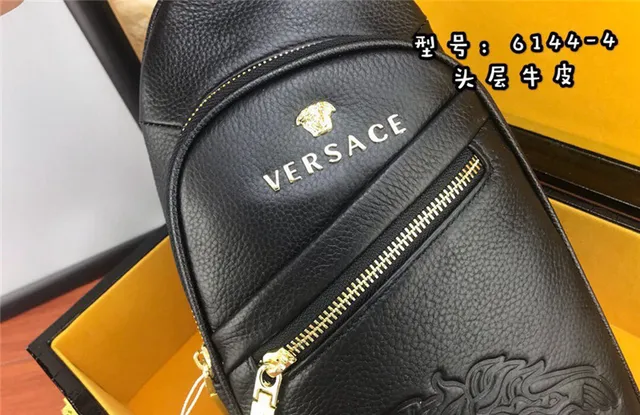 Versace Chain Reaction কালো সোনা উঁচিত মেডিউসা হেড হার্ডওয়্যার মেসেঞ্জার ব্যাগ 4