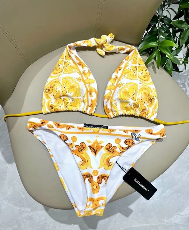 Versace Greca Print Top Halter Triângulo e Biquíni de Cintura Baixa Roupas de banho 13