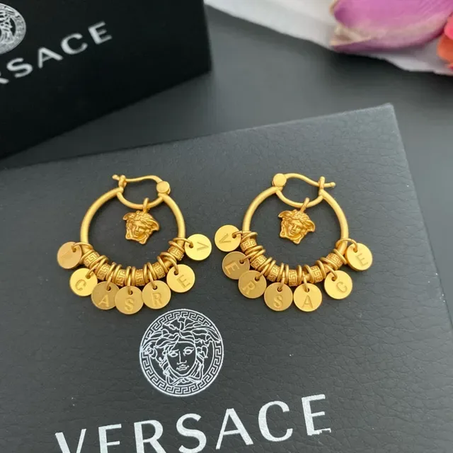 Versace Iconic Medusa সোনার হুপ ইয়াররিং 3
