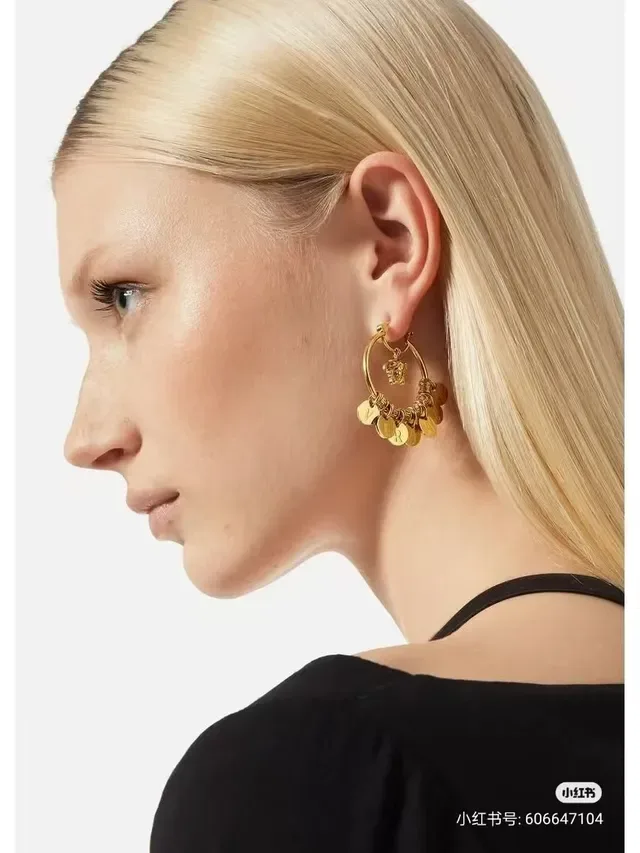 Versace Iconic Medusa সোনার হুপ ইয়াররিং 4