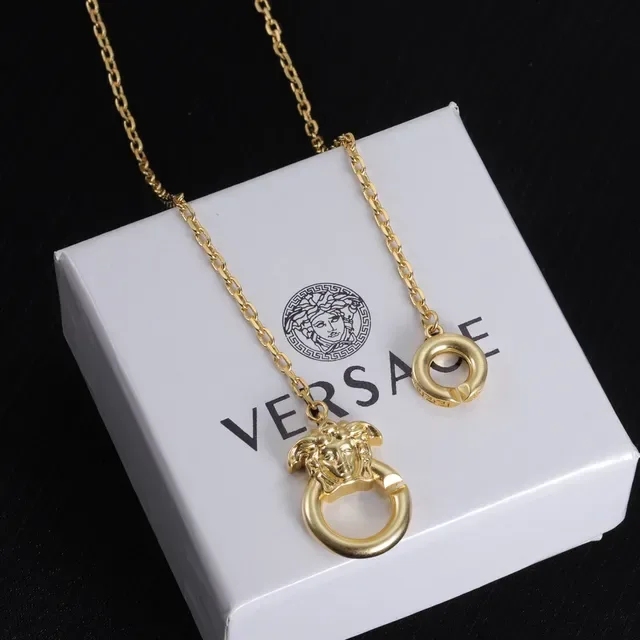 Versace Medusa Chain 黄金项链 2