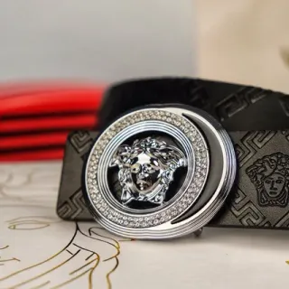 Versace Medusa Cinto de Couro Halo de Cristal