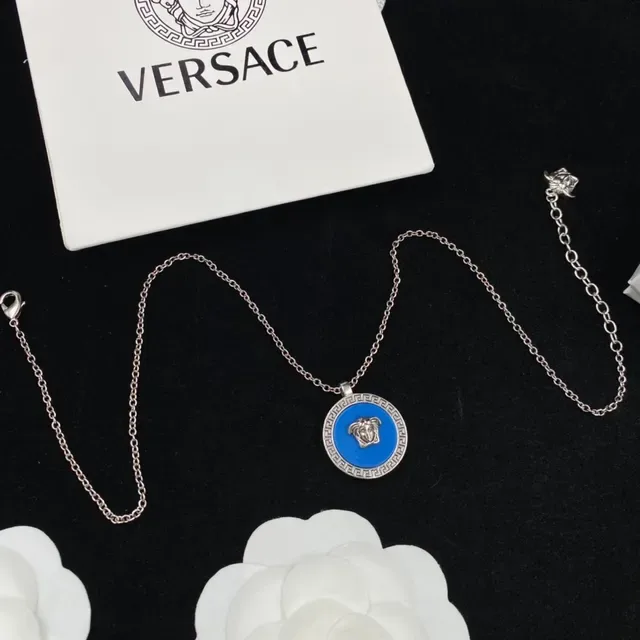 Versace Medusa Medallion Blue Silver Circular Pendant Head Motif Necklace 6