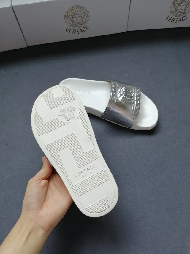 Versace Odissea Medusa Greca correa blanco zapatillas 3