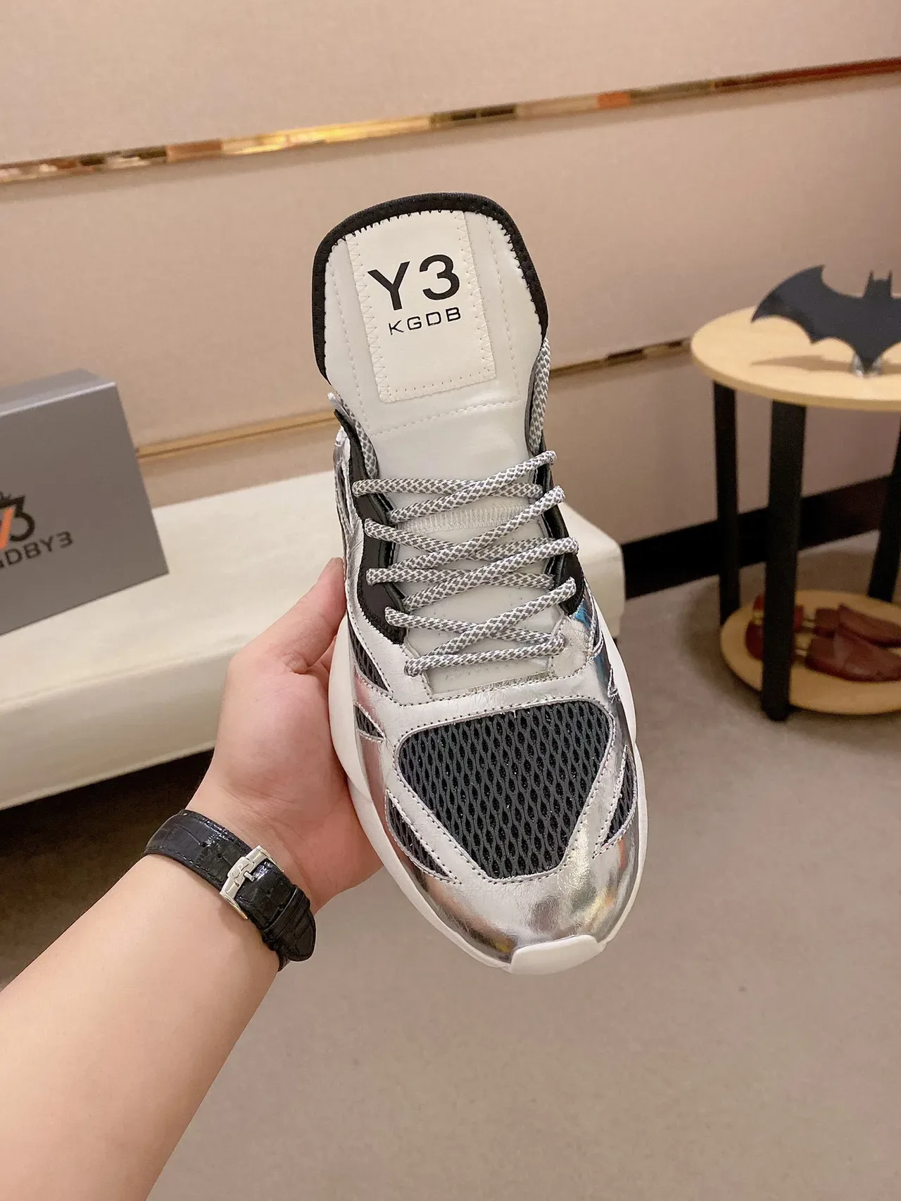 Y-3 KOB حذاء رياضي فضي معدني أسود كبير 8