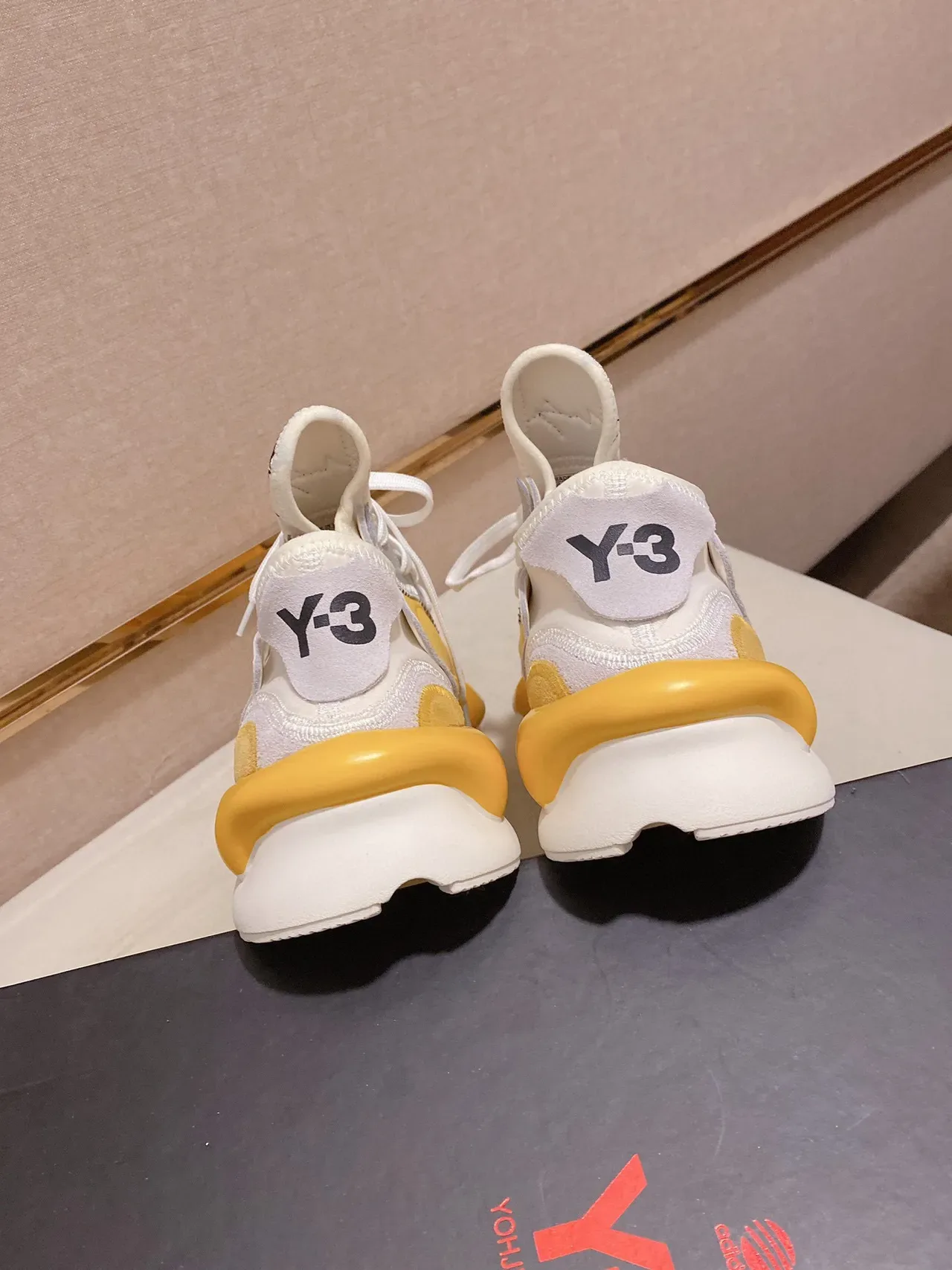 Yohji Yamamoto أصفر أبيض غير متماثل طبقة علوية منحوتة وسادة وسطية كثافة مزدوجة حذاء أسلوب حياة 3