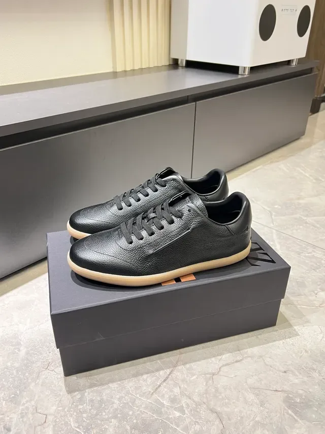 Zegna কালো কুঁচকানো চামড়ার গাম সোল লাইফস্টাইল স্নিকার 4