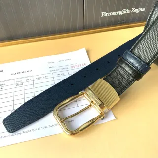 Zegna नेवी काला रिब्ड सोने के टोन बक़ल बनावट चमड़े का पट्टा