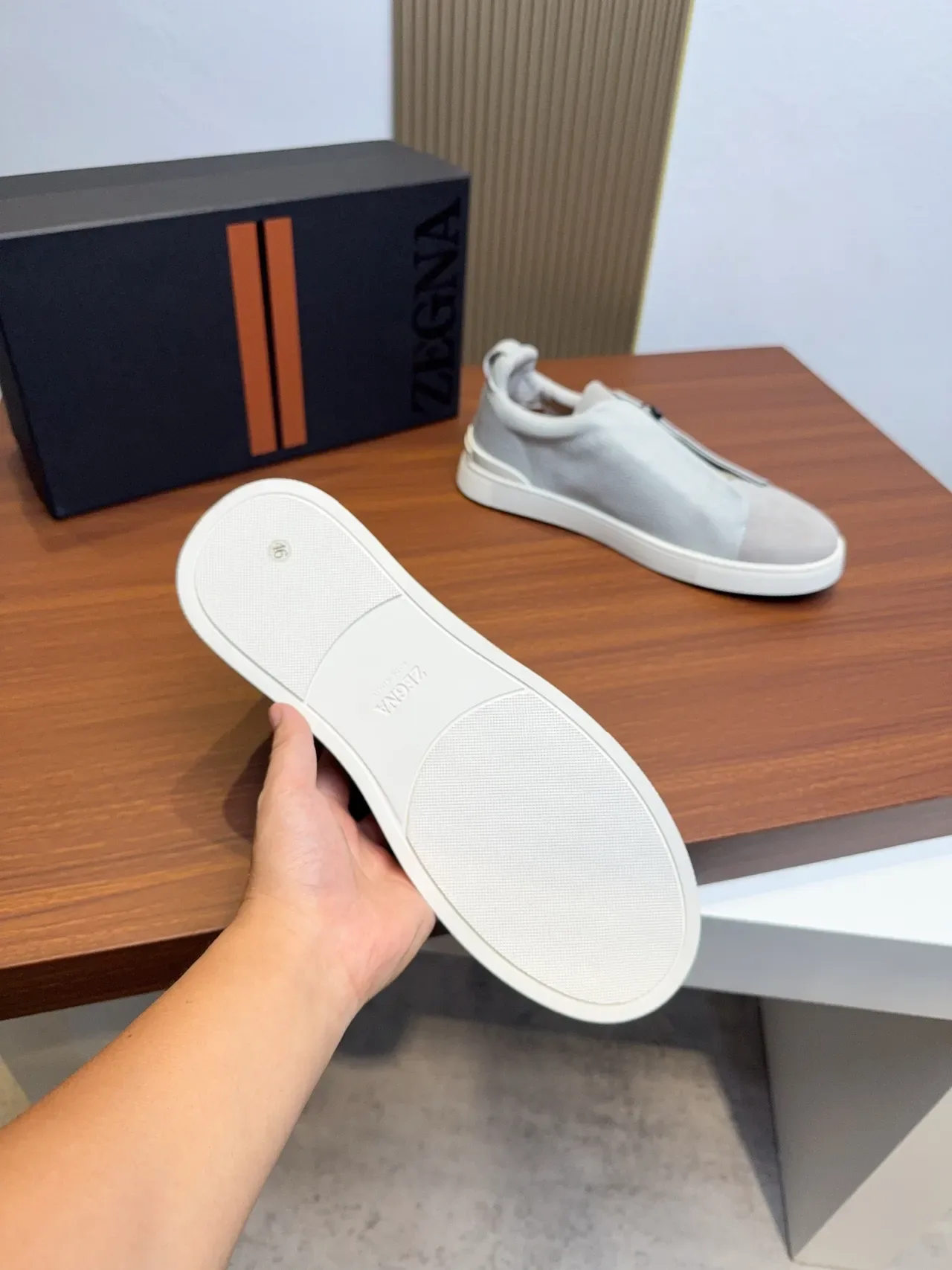 Zegna tênis lifestyle cinza slip-on dupla textura 2