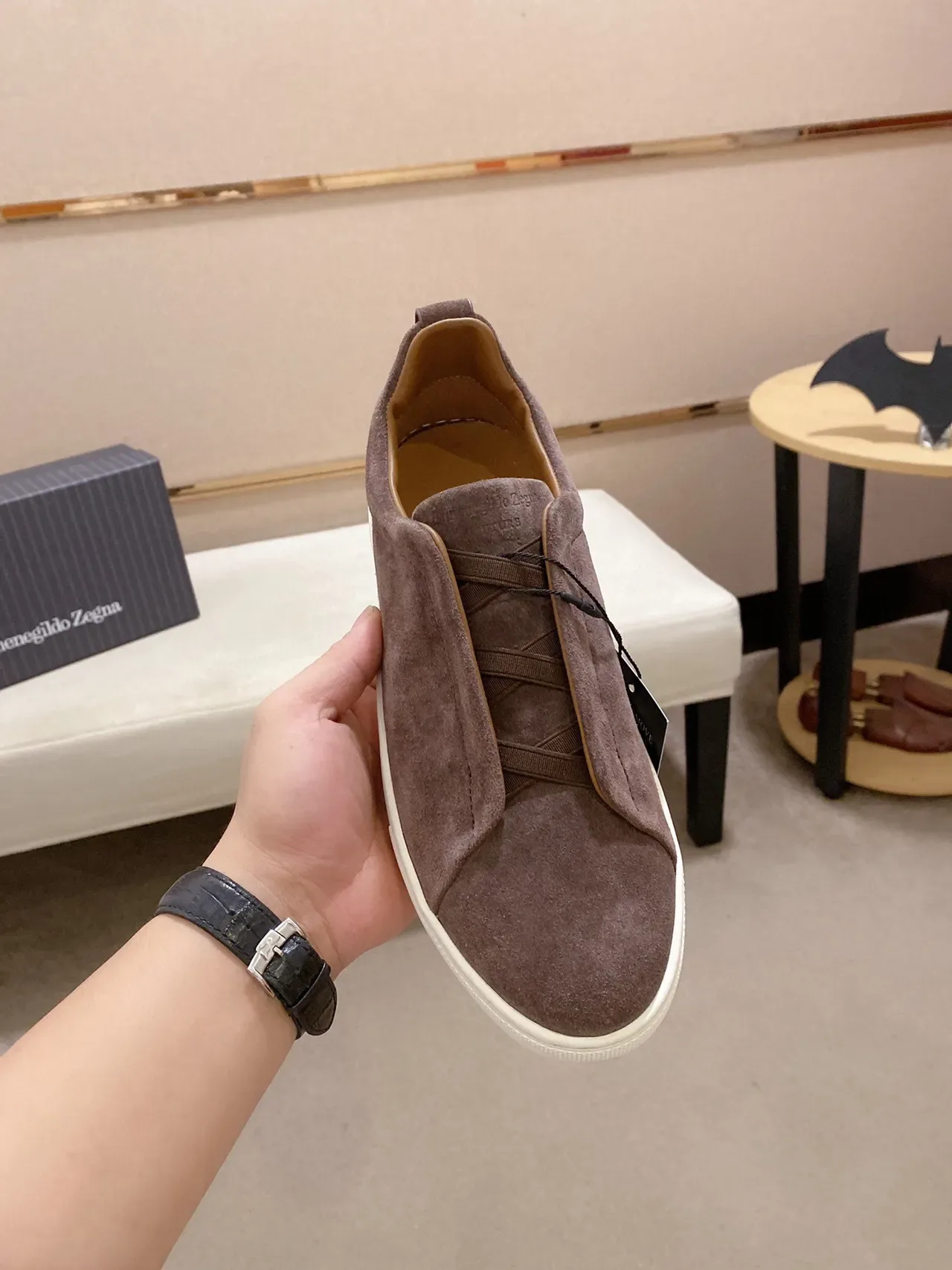 Zegna 棕色麂皮一脚蹬休闲鞋 2