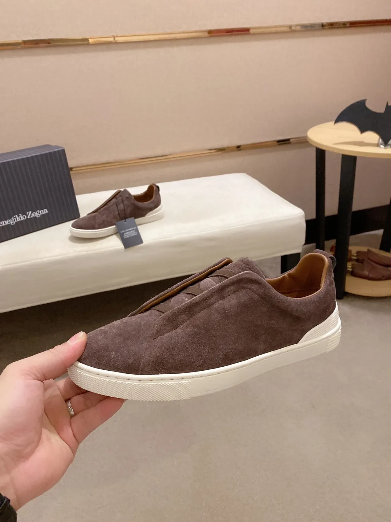 Zegna 棕色麂皮一脚蹬休闲鞋 9